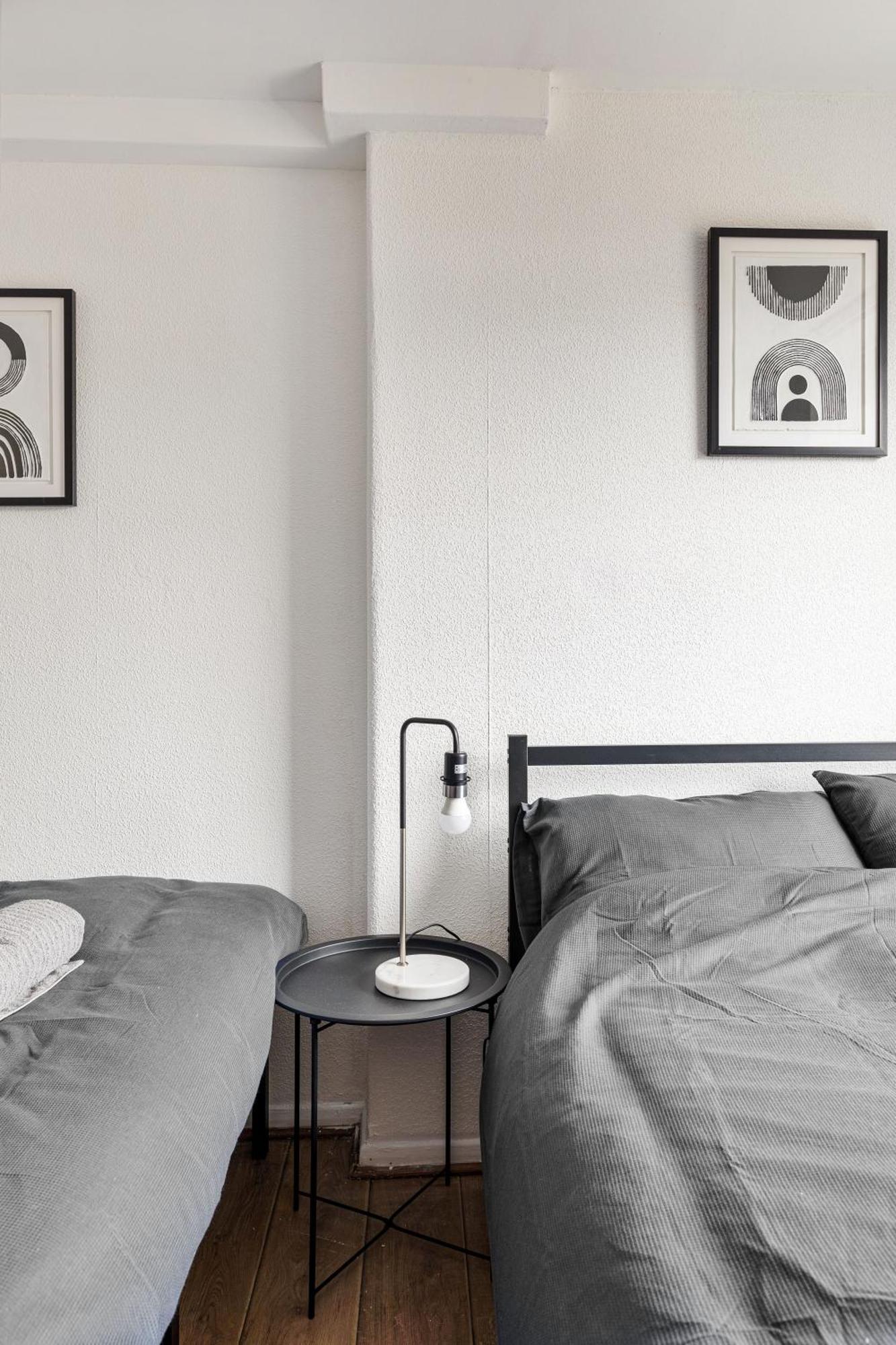 Sleek Shoreditch Hideout - 2 Bed Gem With Balcony In Central לונדון מראה חיצוני תמונה