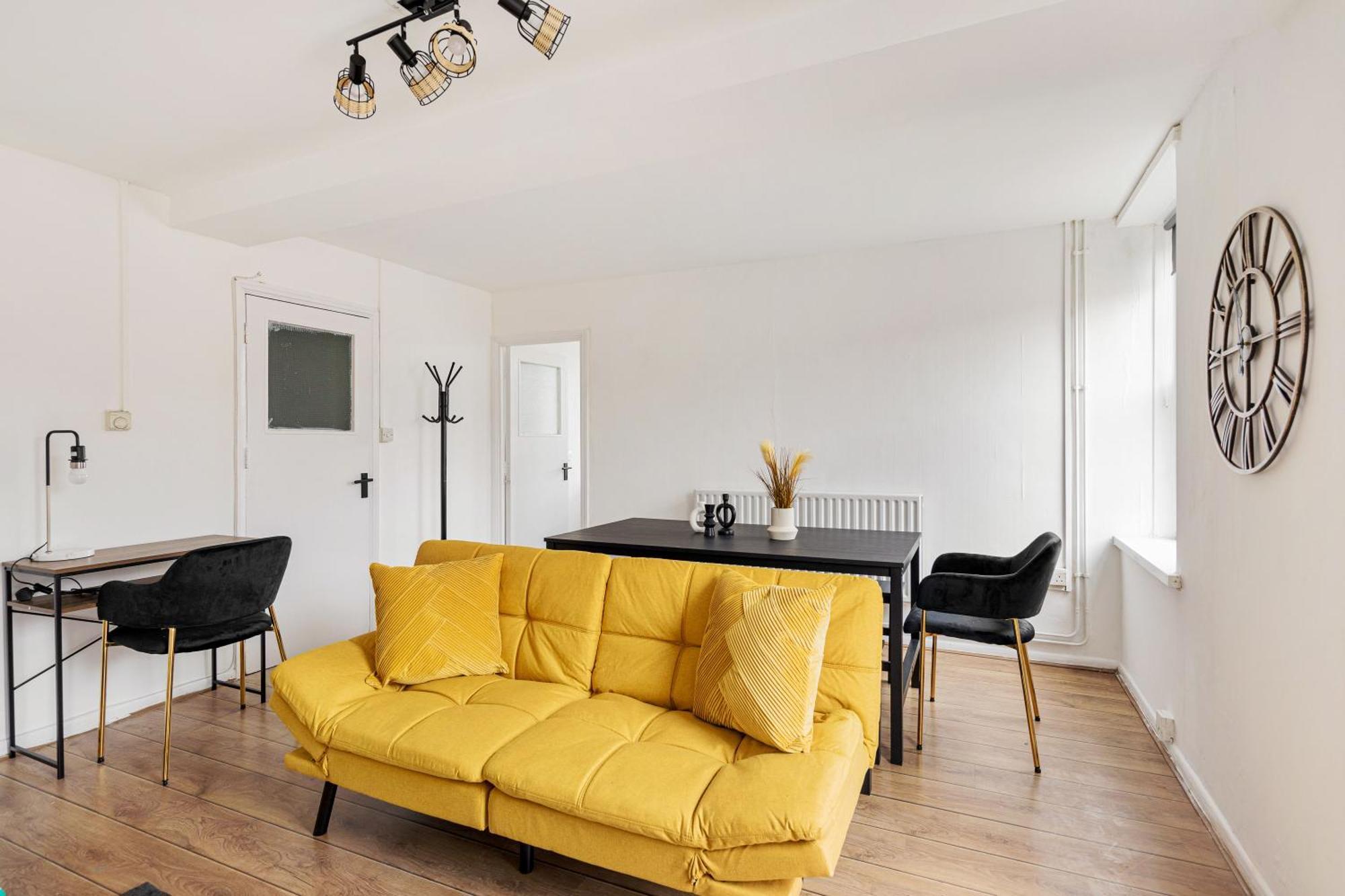 Sleek Shoreditch Hideout - 2 Bed Gem With Balcony In Central לונדון מראה חיצוני תמונה