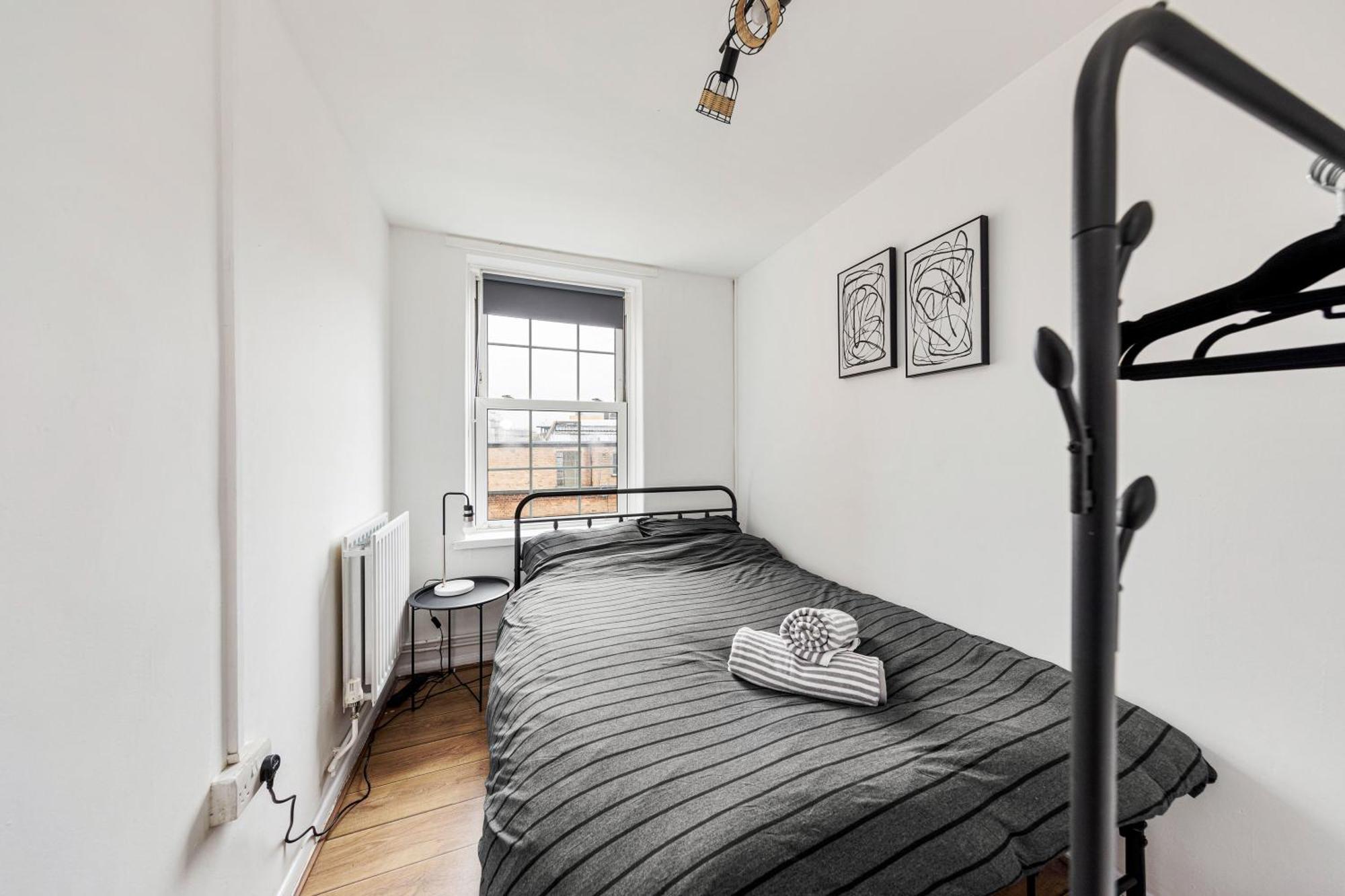 Sleek Shoreditch Hideout - 2 Bed Gem With Balcony In Central לונדון מראה חיצוני תמונה