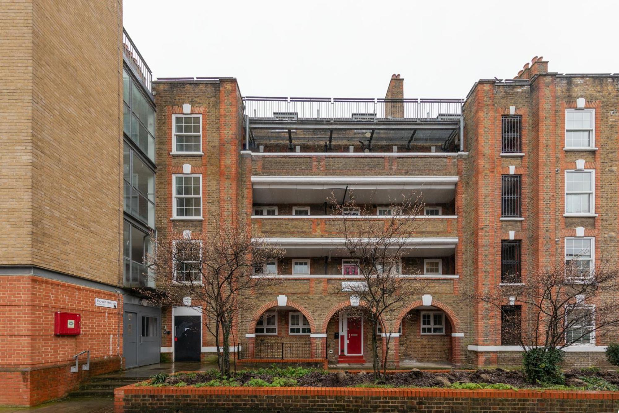 Sleek Shoreditch Hideout - 2 Bed Gem With Balcony In Central לונדון מראה חיצוני תמונה